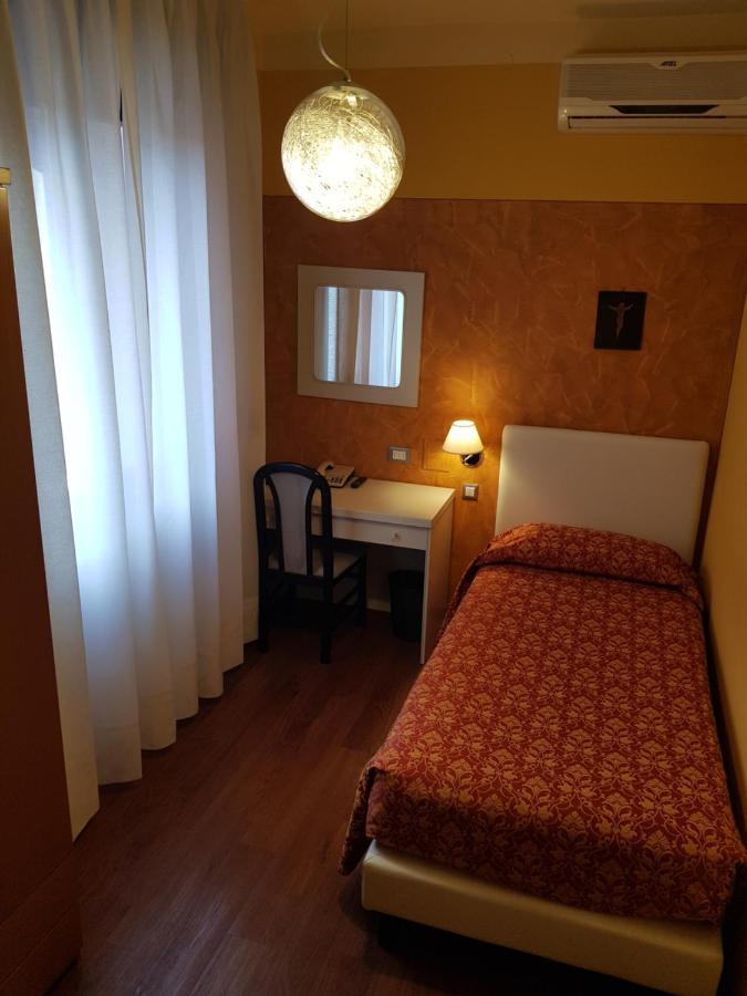 Hotel Diana Boario Terme Eksteriør billede