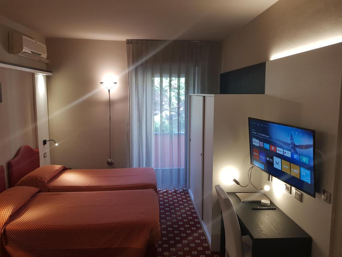 Hotel Diana Boario Terme Eksteriør billede