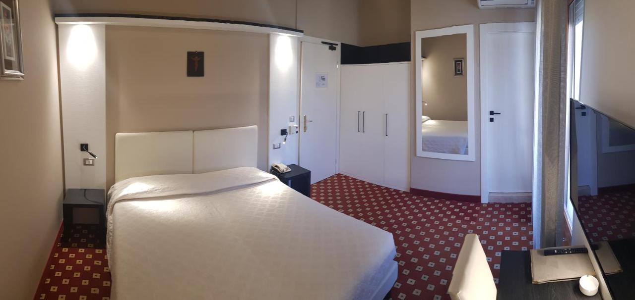 Hotel Diana Boario Terme Eksteriør billede