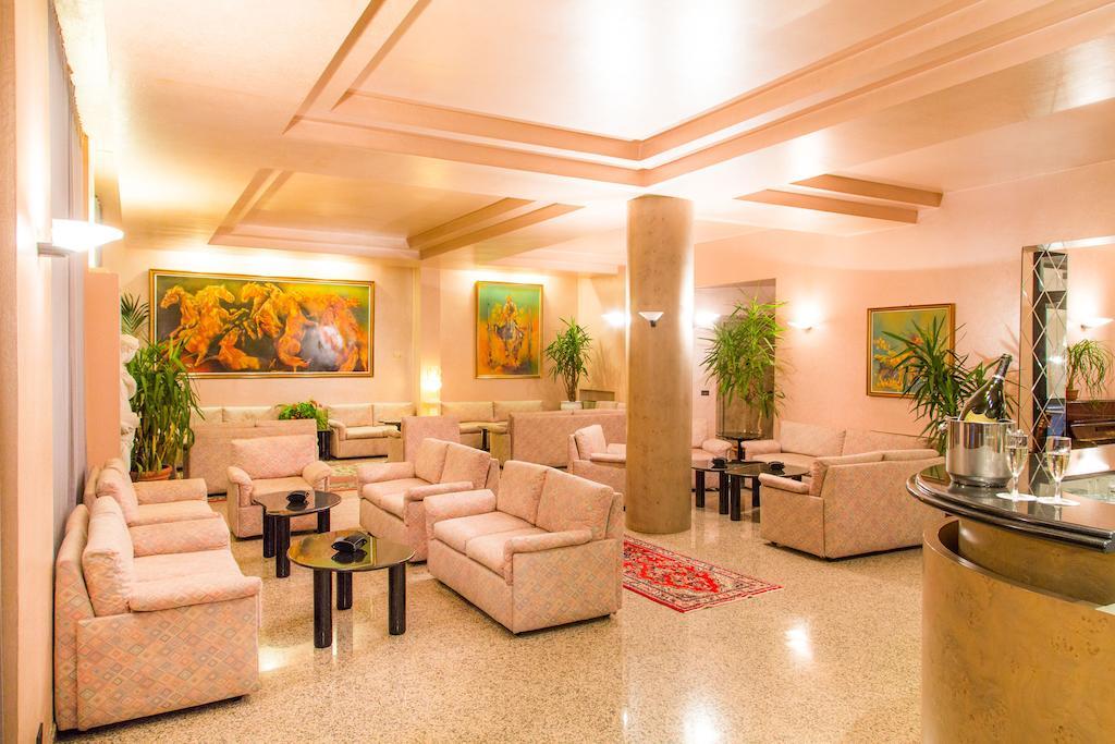 Hotel Diana Boario Terme Eksteriør billede